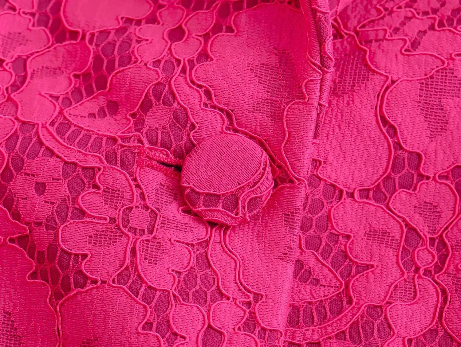 Lace Essence Blazer