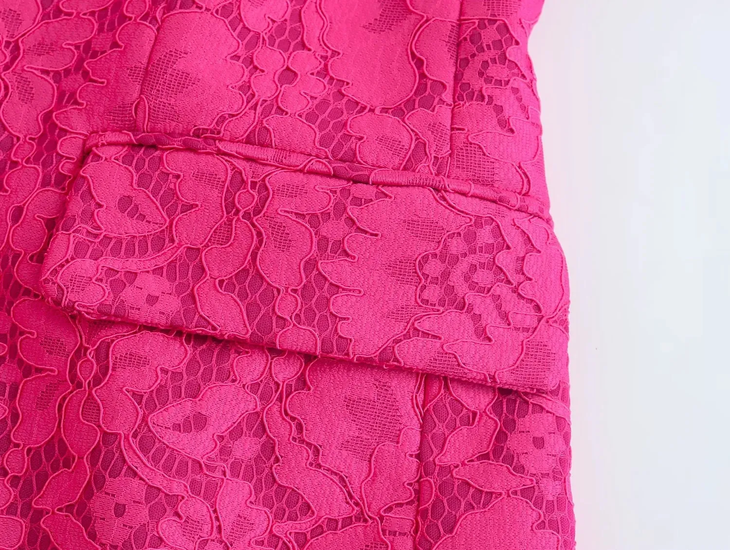 Lace Essence Blazer