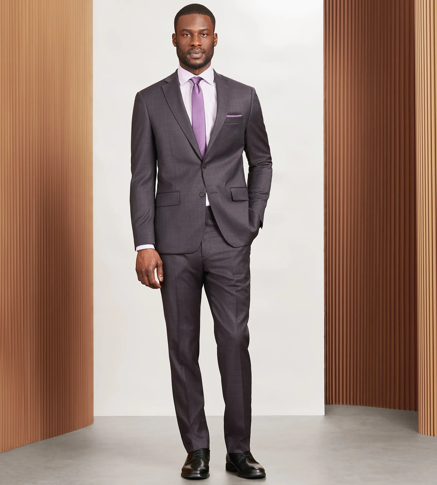 Modern Fit Burgundy Neat Suit