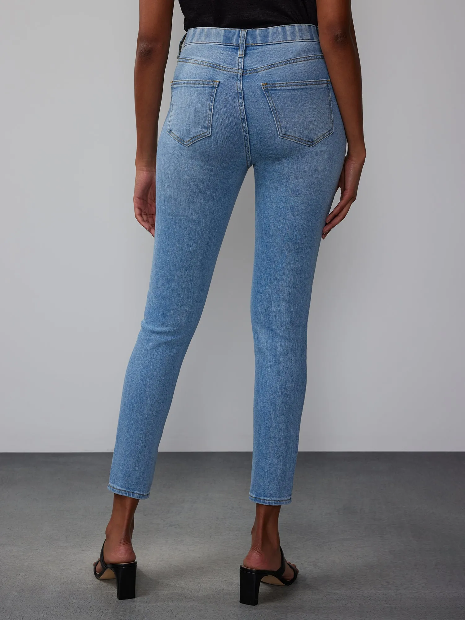 Petite Essential High Rise Ankle Skinny Jeans