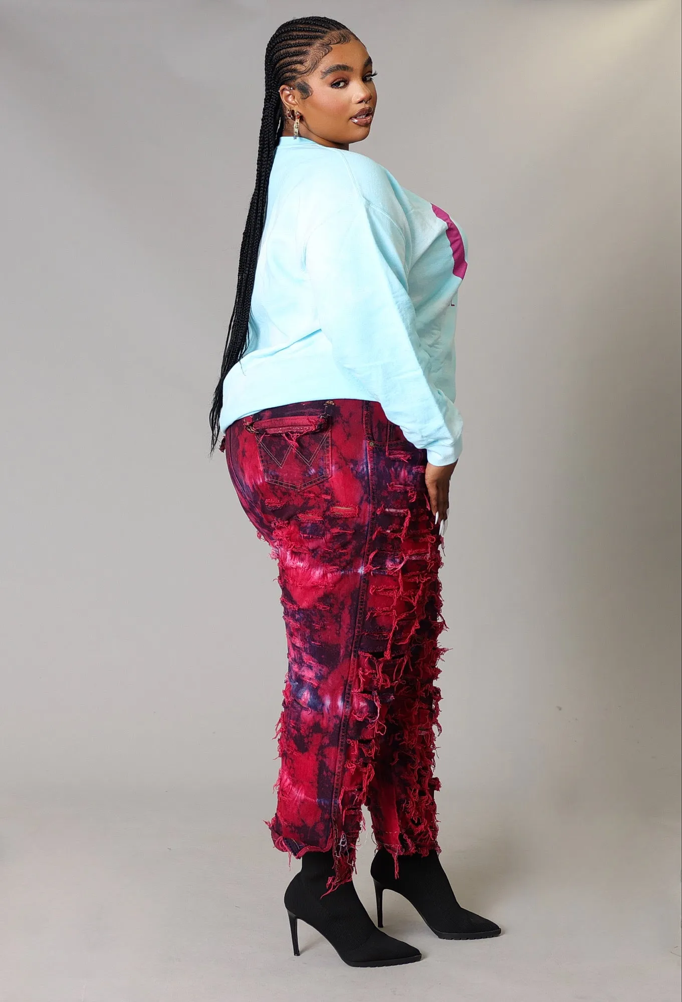 RED DYED SHREDDED DENIM - PLUS