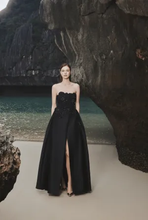 Strapless Full Dress With Embroidery Pattern