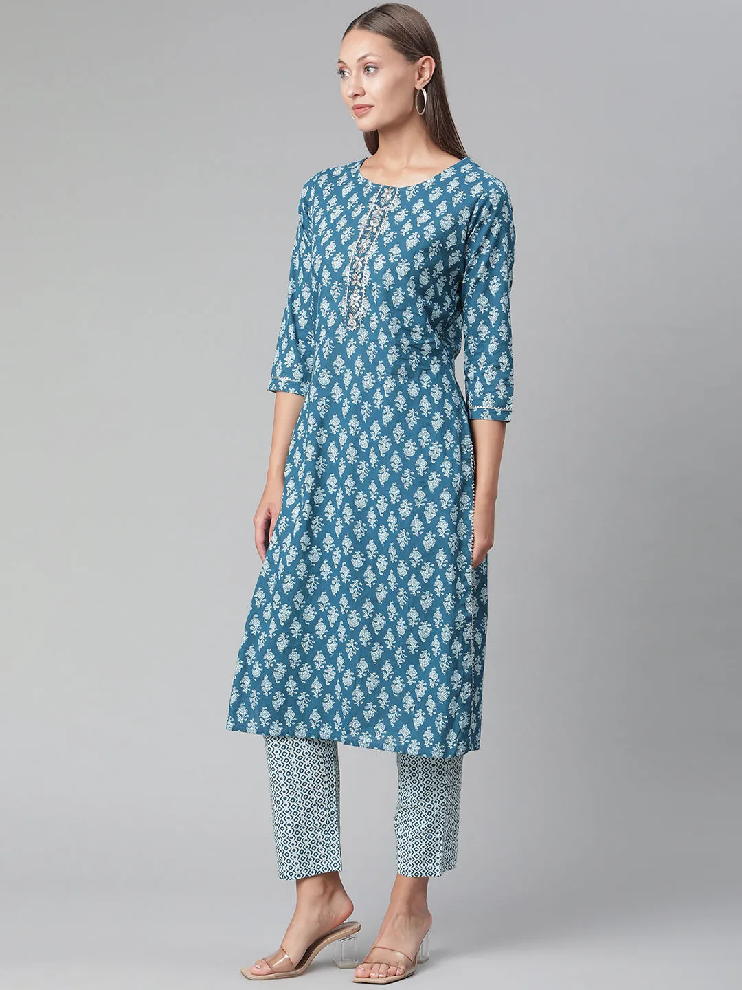 Women'S Blue Cotton Kurta Pant With Dupatta Set