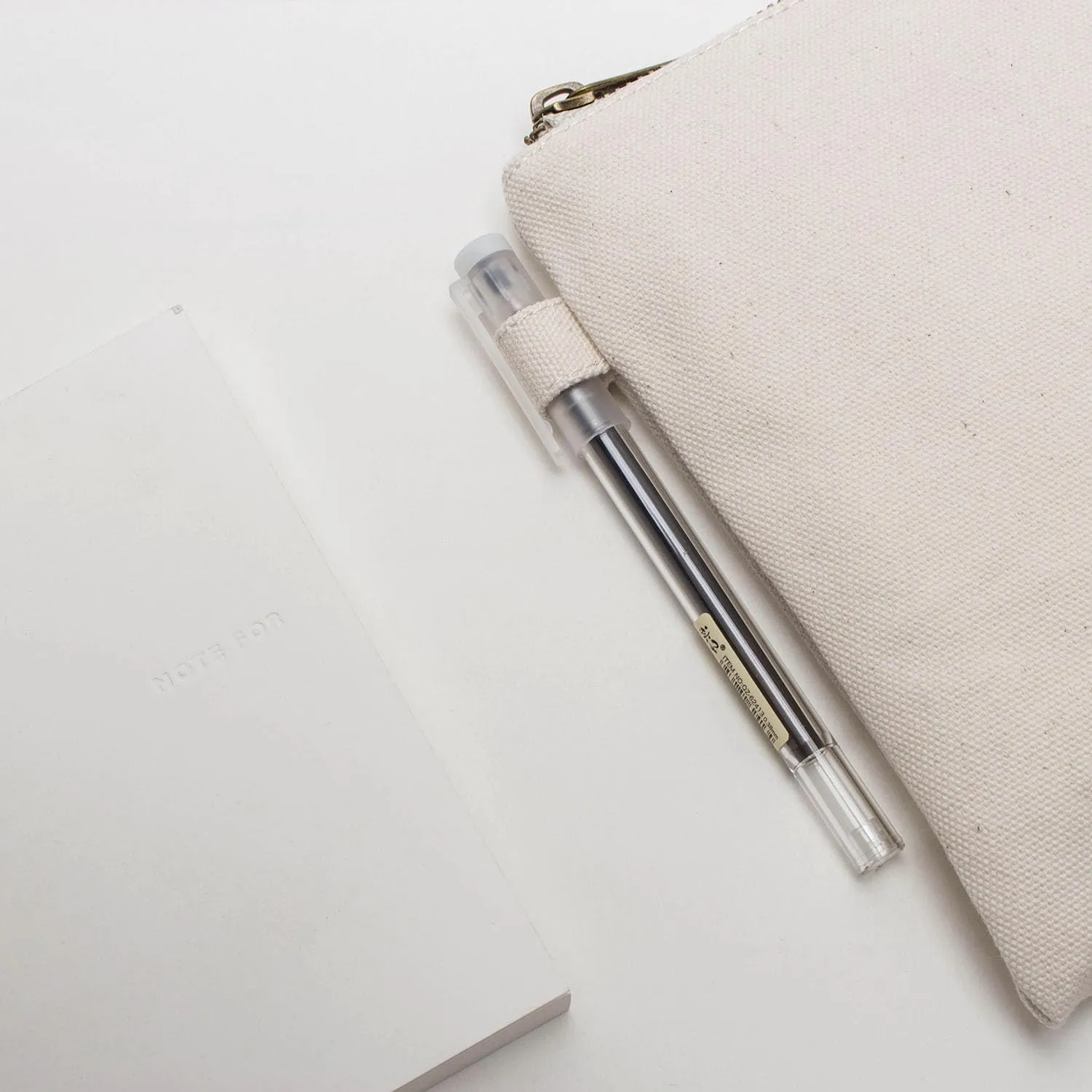 Zipper Pouch Storage Bag Simple and Stylish Women's Cosmetic and Travel Bag (Beige-basic-5)